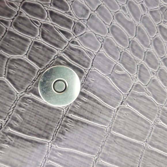 Vince Camuto Promo strapless Clutch Handbag. Gray alligator print NWT - Picture 13 of 15